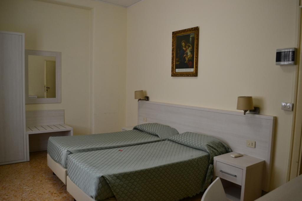 Double or Twin Room Balcony
