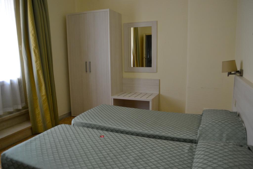 Double or Twin Room Balcony
