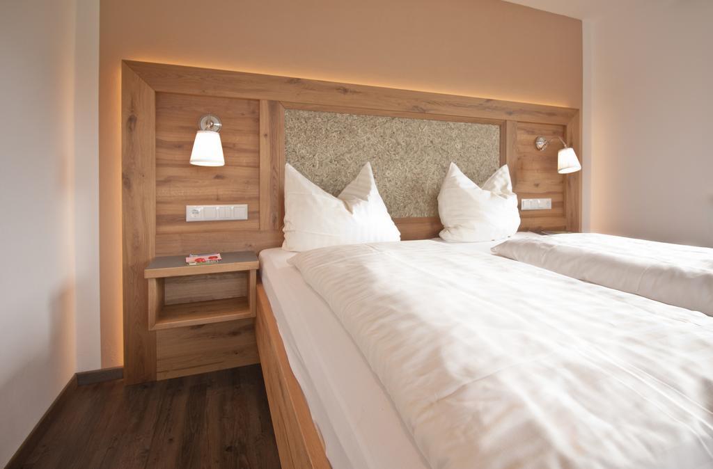 Großes Doppelzimmer
