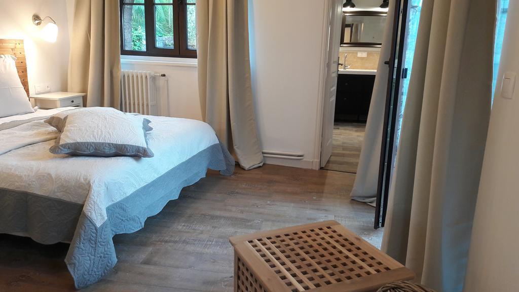 Suite with Balcony,402039948:JPEG