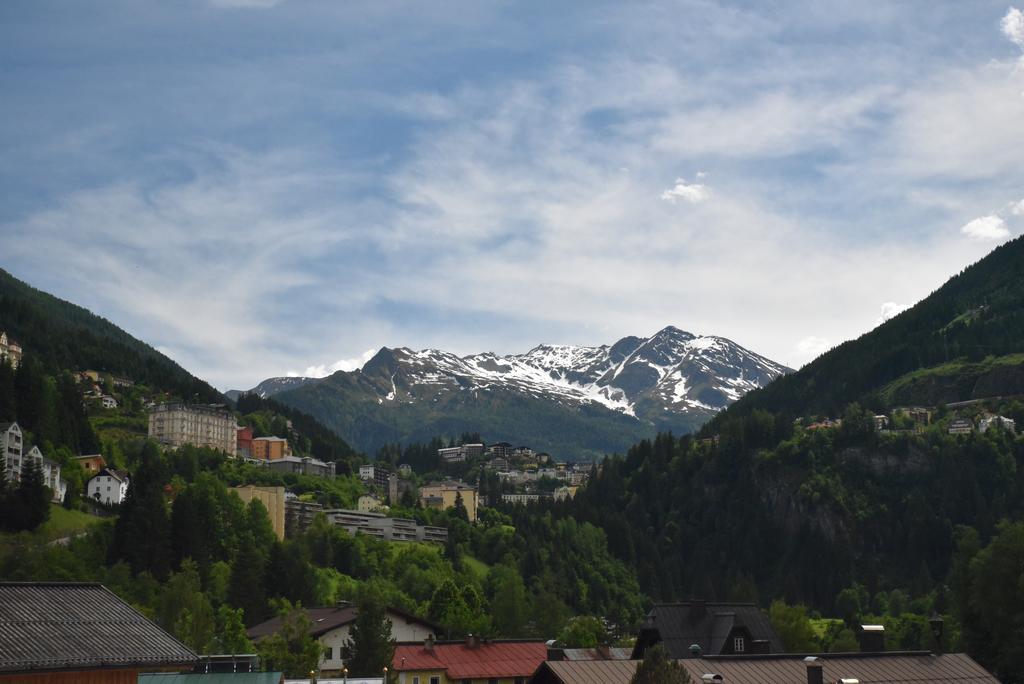 Doppelzimmer mit Balkon
