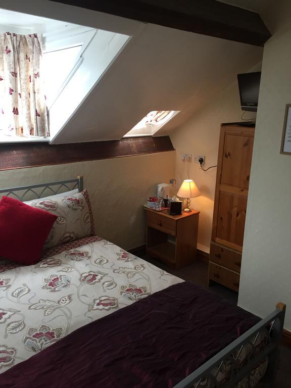 Standard Single Room with Shower,709266322:JPEG