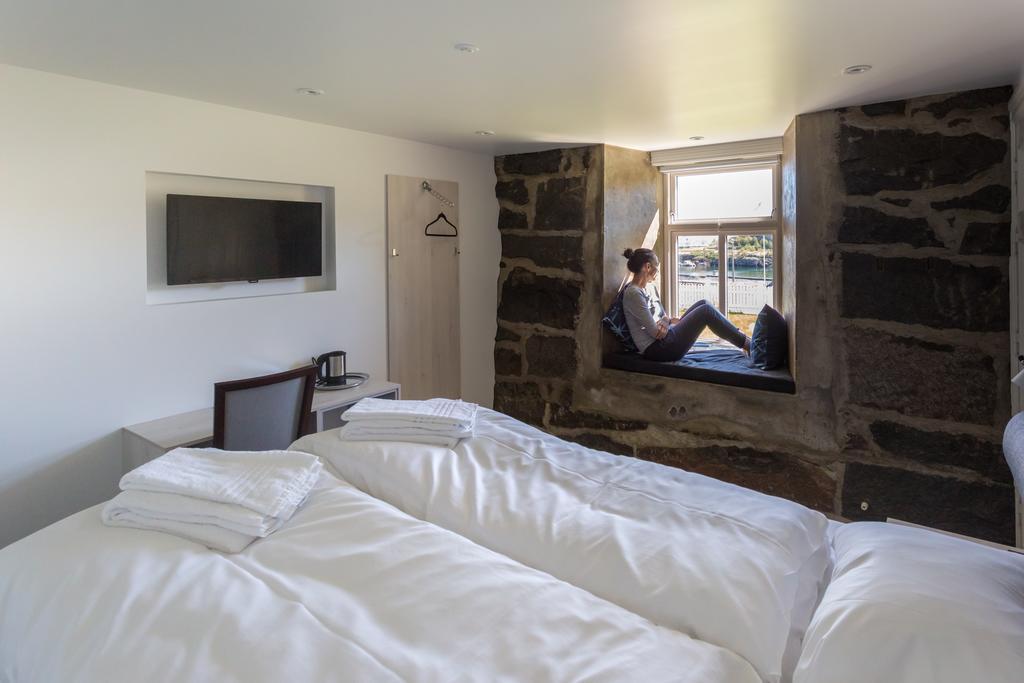 King Room with Side Sea View
