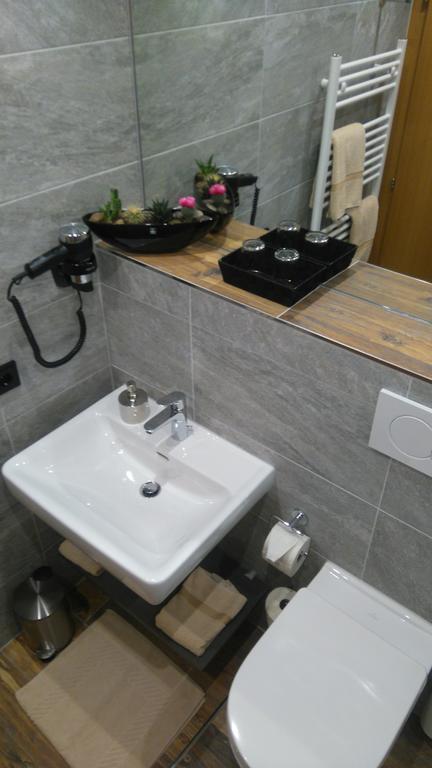 Triple Room,451877829:JPEG