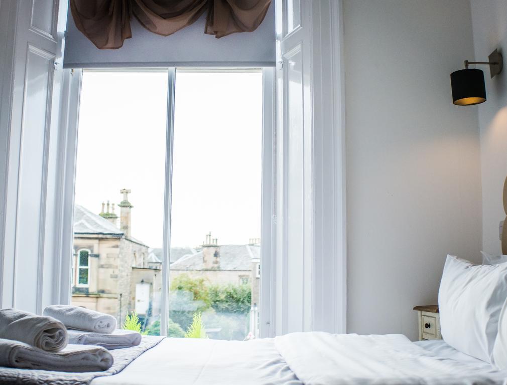 Kleines Doppelzimmer ohne Fenster