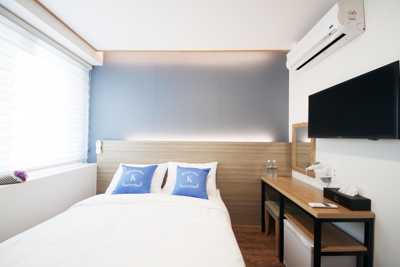 Standard Double Room with Private Bathroom