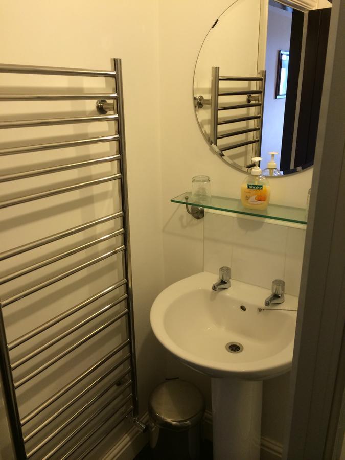 Twin Room with Bathroom