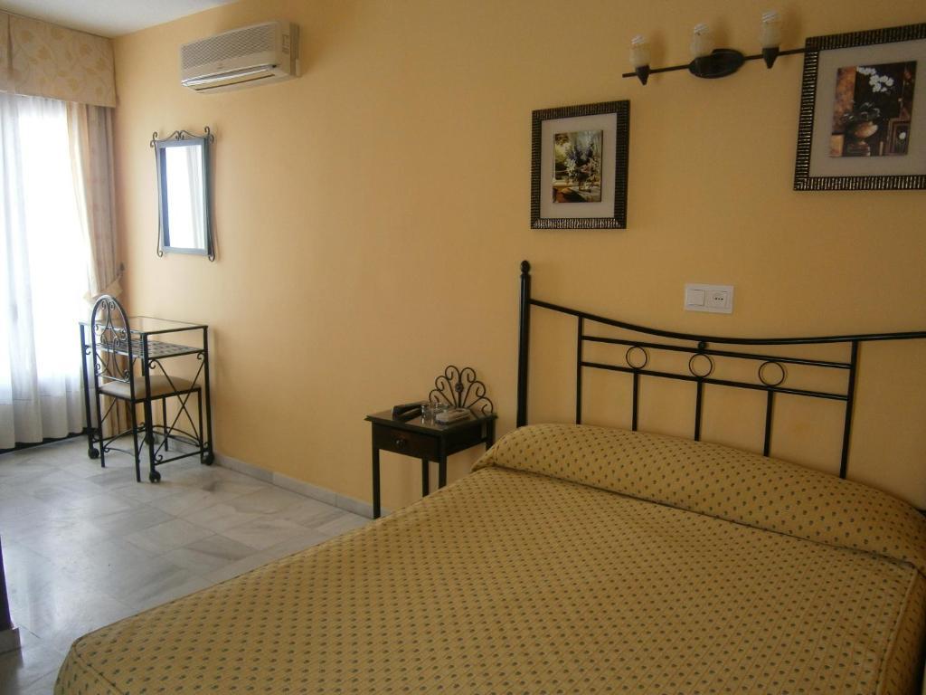 Single Room,418048959:JPEG
