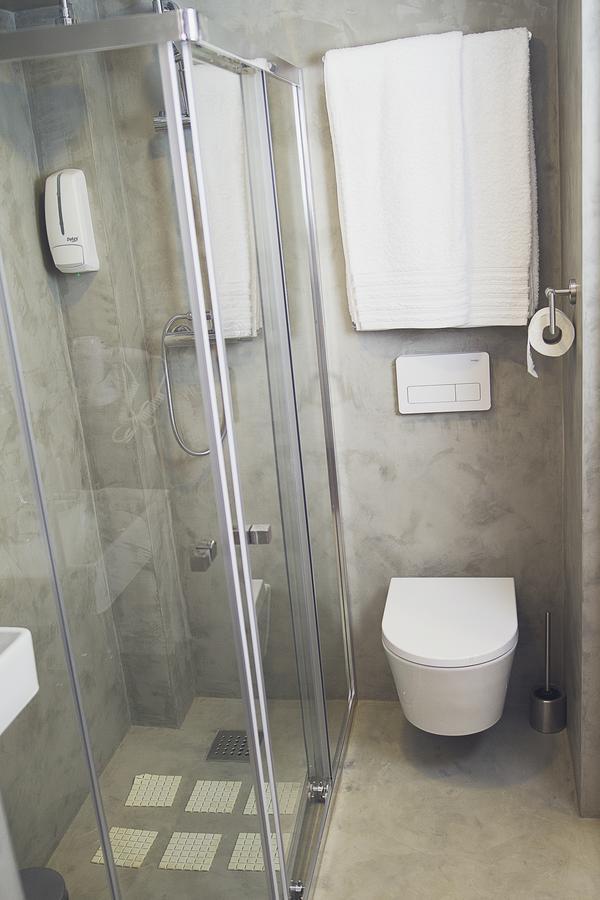 Standard Suite