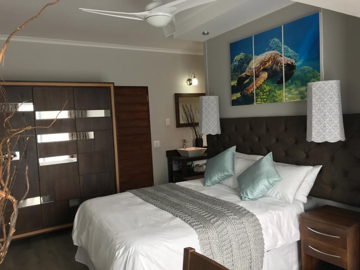 Queen Room with Shared Patio