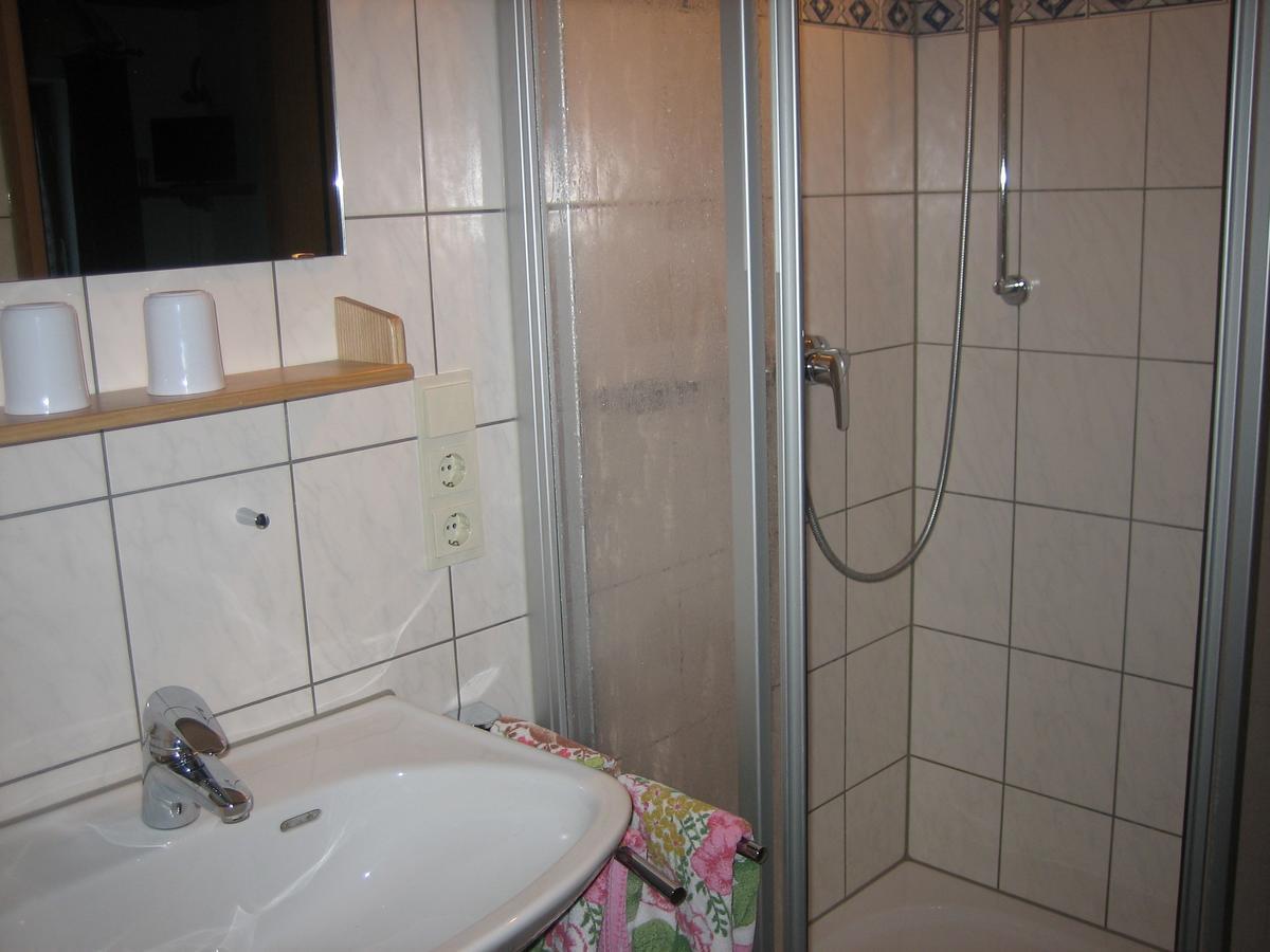 Doppelzimmer mit Balkon