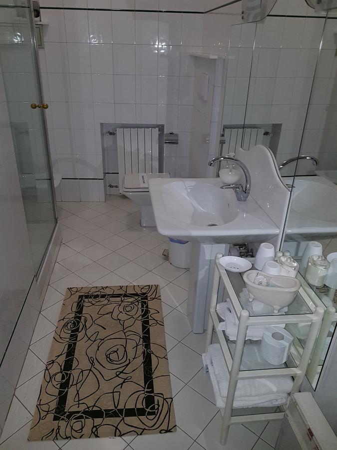 Superior Quadruple Room with Balcony and Sea View and Private External Bathroom