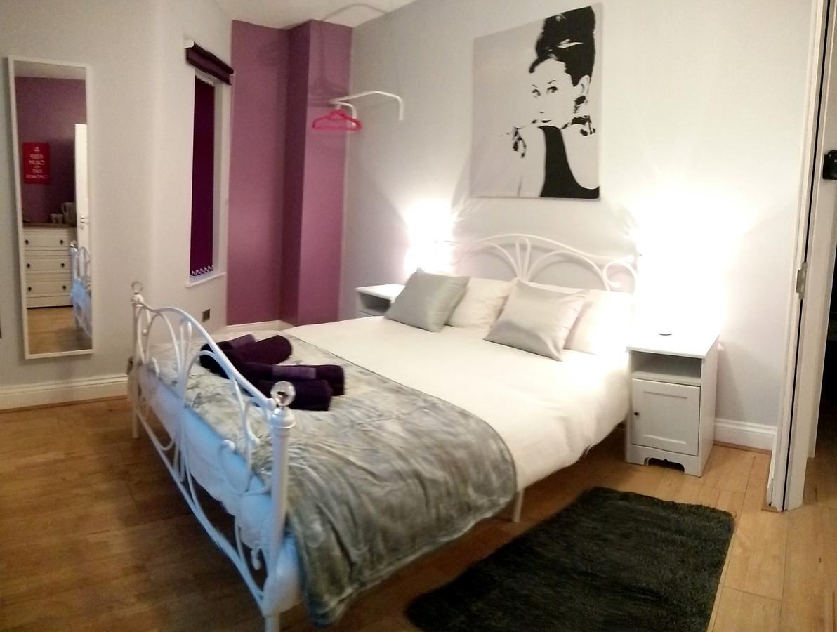 Standard Double Room,637588584:JPEG