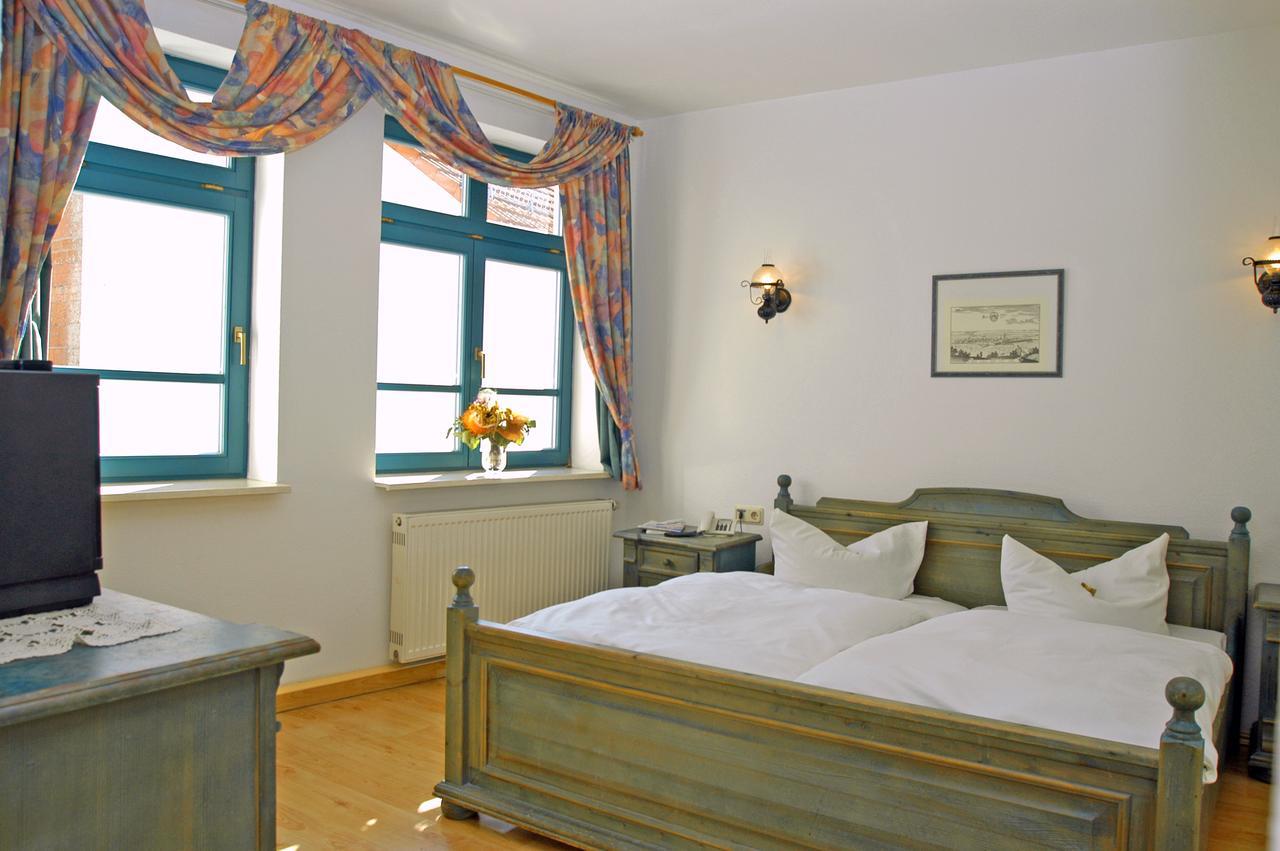 Großes Doppelzimmer