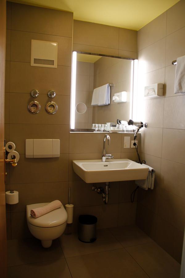 Dreibettzimmer