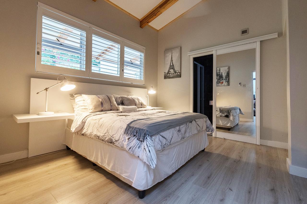 Triple Room,640831851:JPEG