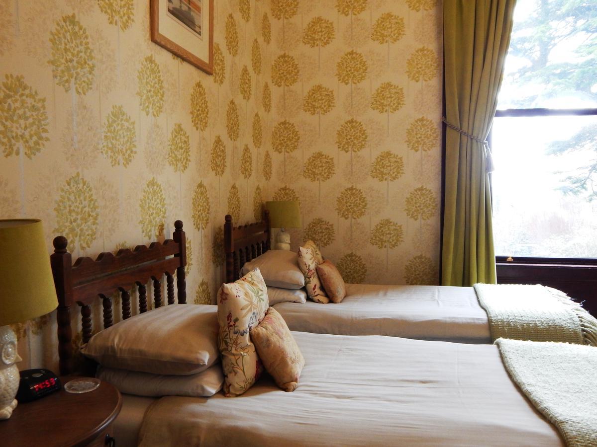 Superior Twin Room with Garden View
