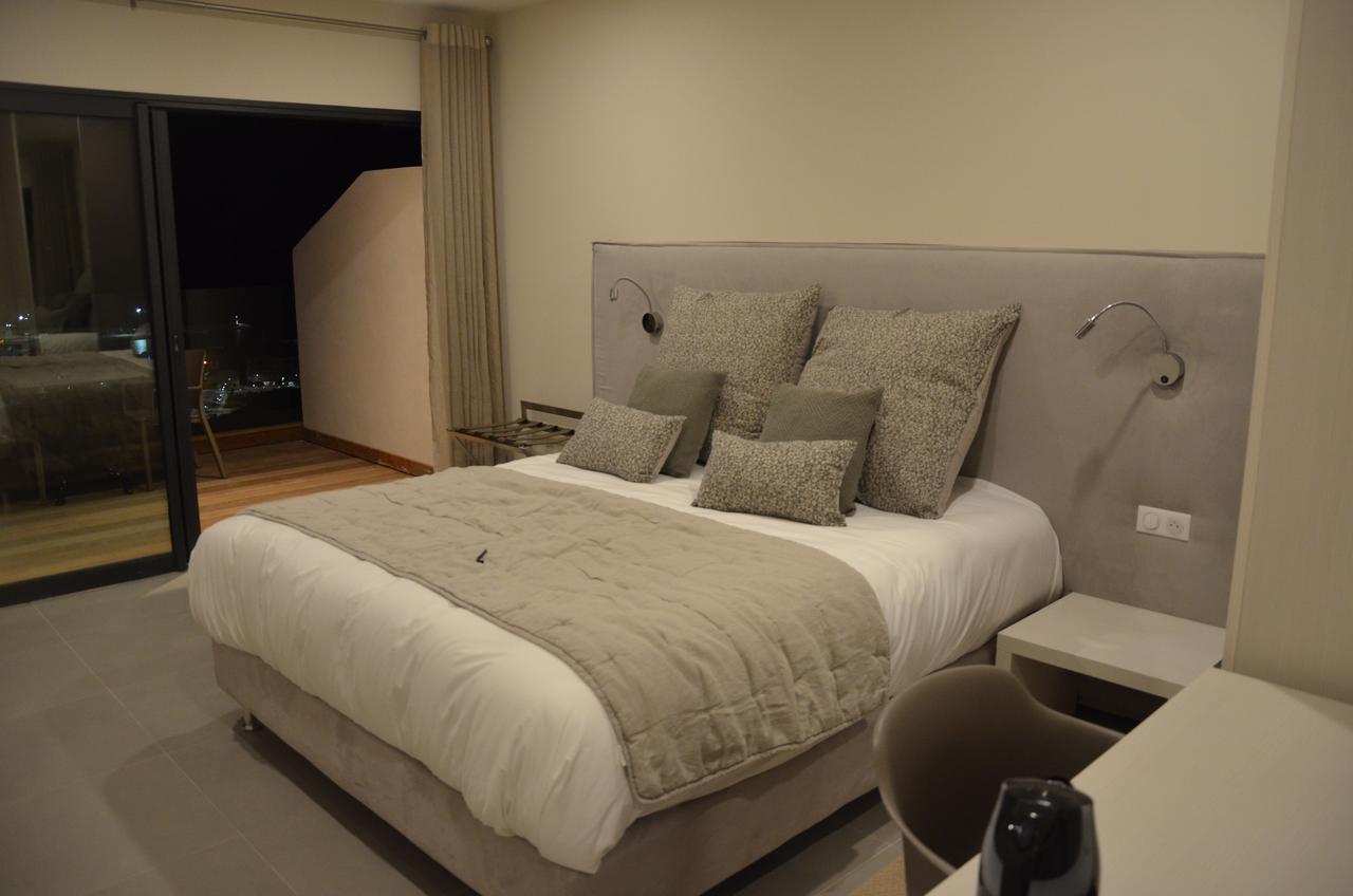 Deluxe Double Room with Terrace and Sea View