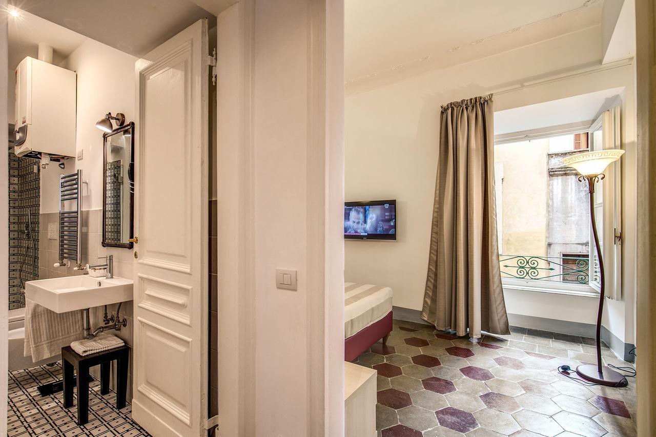Double or Twin Room with Private Bathroom