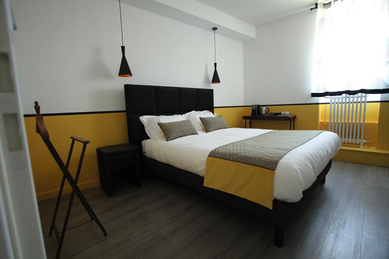 Two-Bedroom Suite,668149770:JPEG