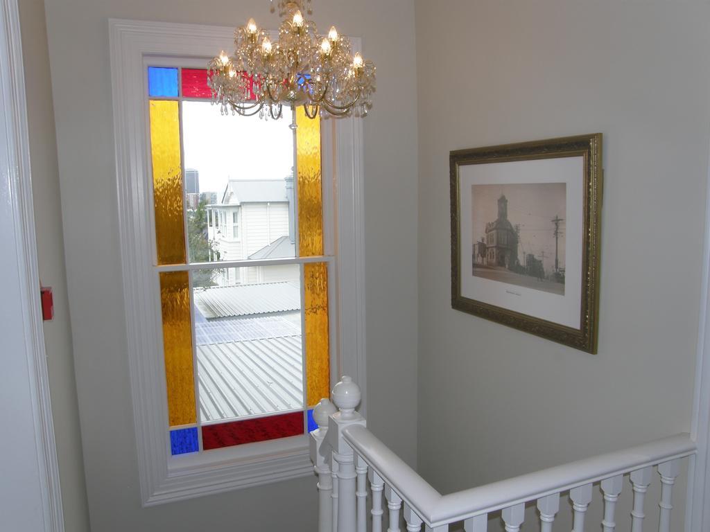 Premium Queen Room