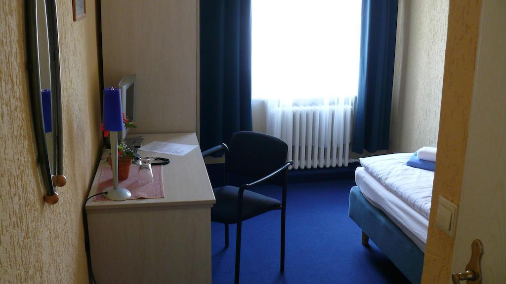 Einzelzimmer