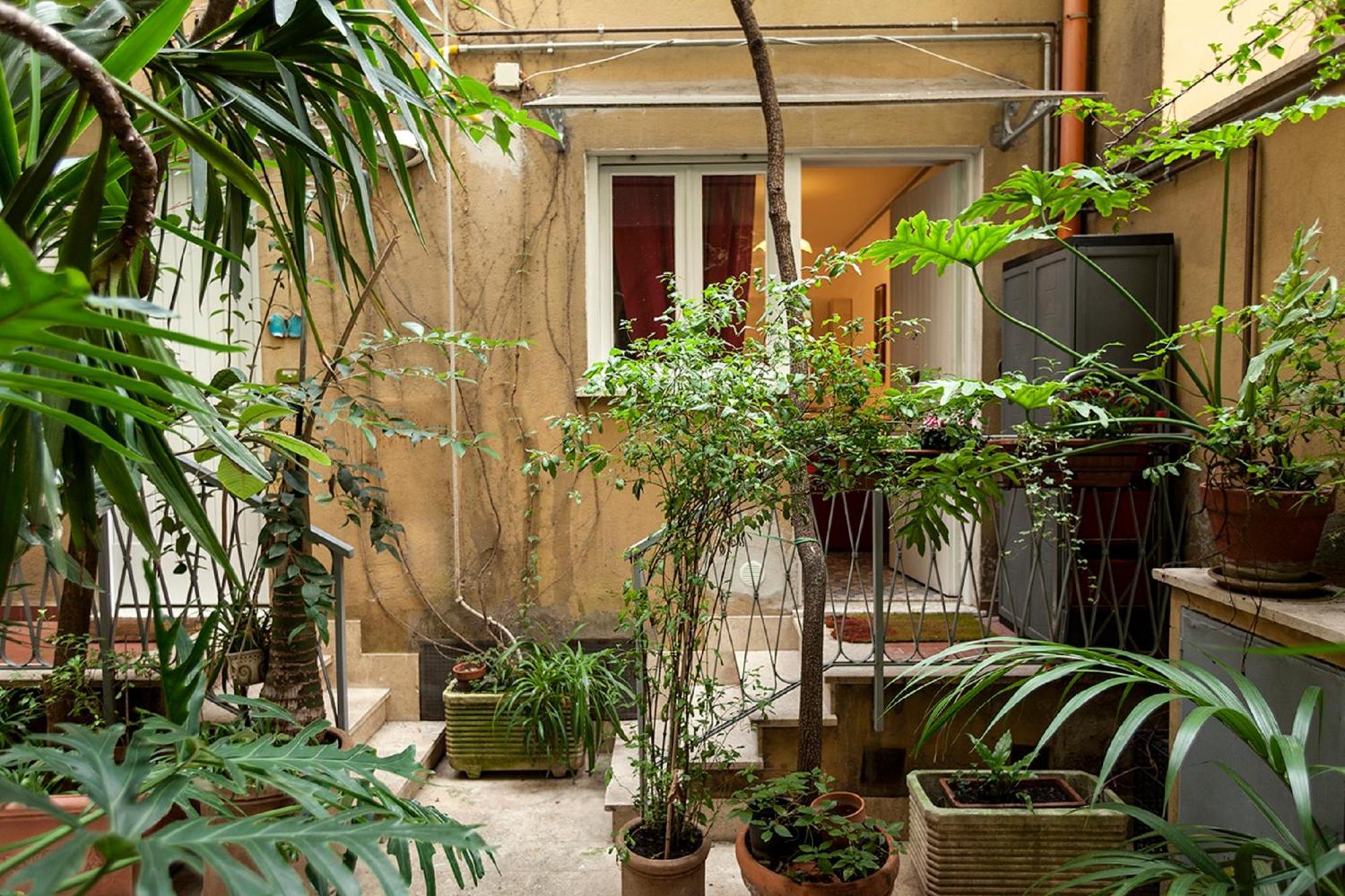 Apartamento de 1 dormitorio con vistas al jardín - 2 niveles