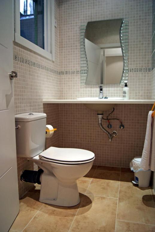 Economy Double or Twin Room