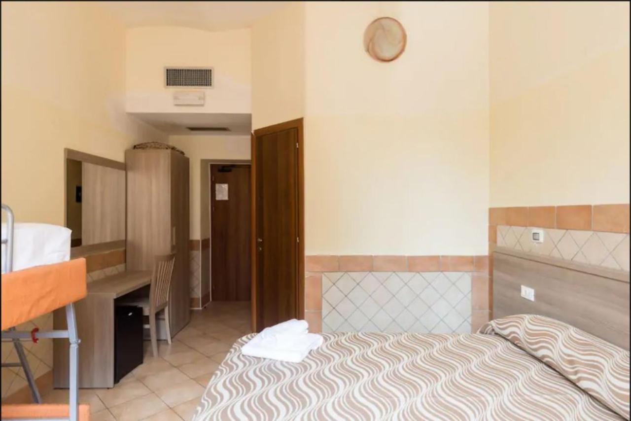 Double or Twin Room with Private Bathroom