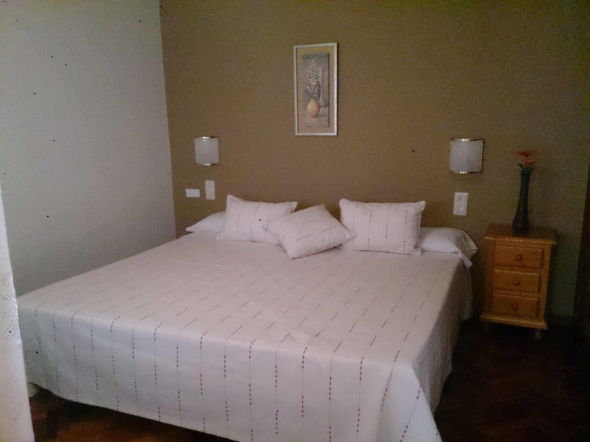 Habitación Doble - 1 cama extragrande
