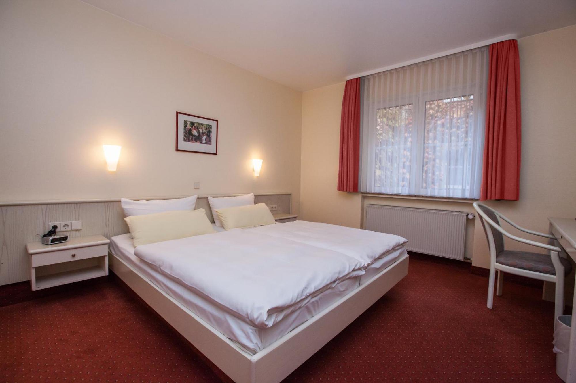 Comfort Doppelzimmer mit Blick auf den Innenhof