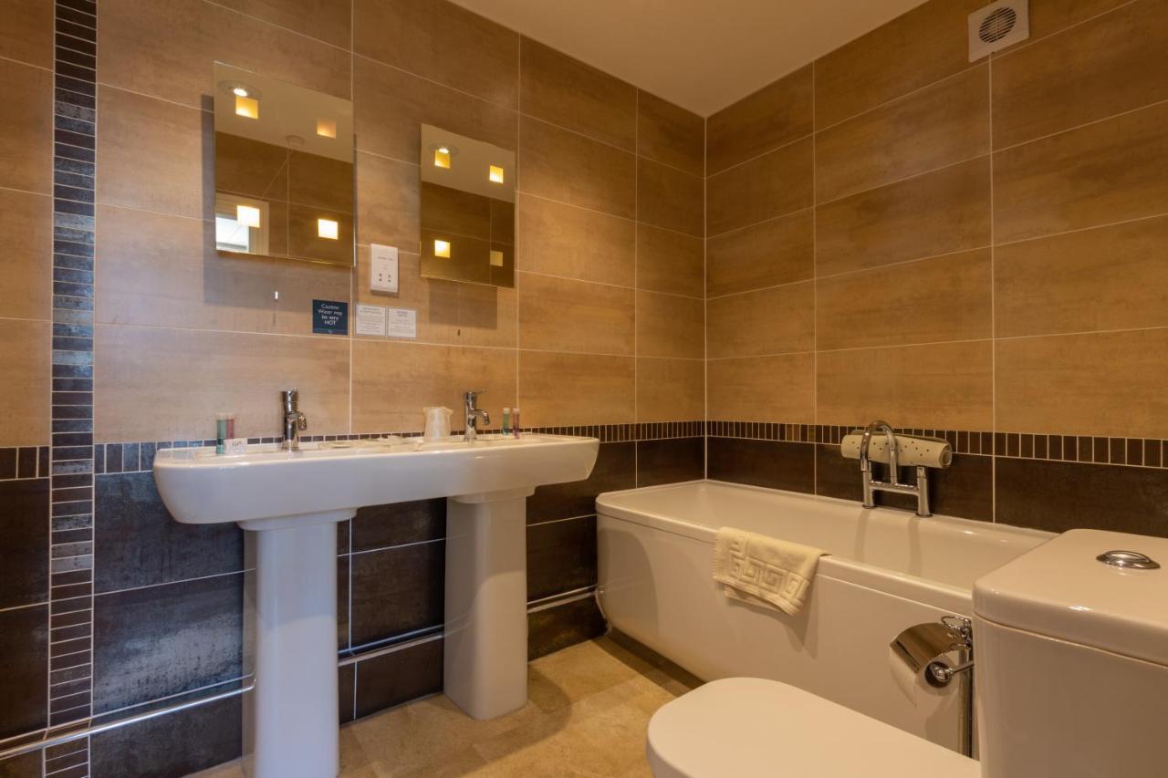 Deluxe Suite,721027984:JPEG