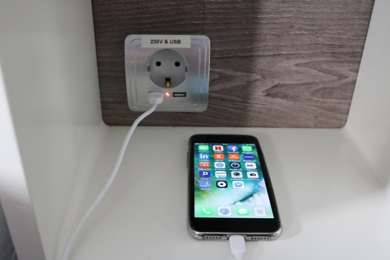 Single Room,721460089:JPEG