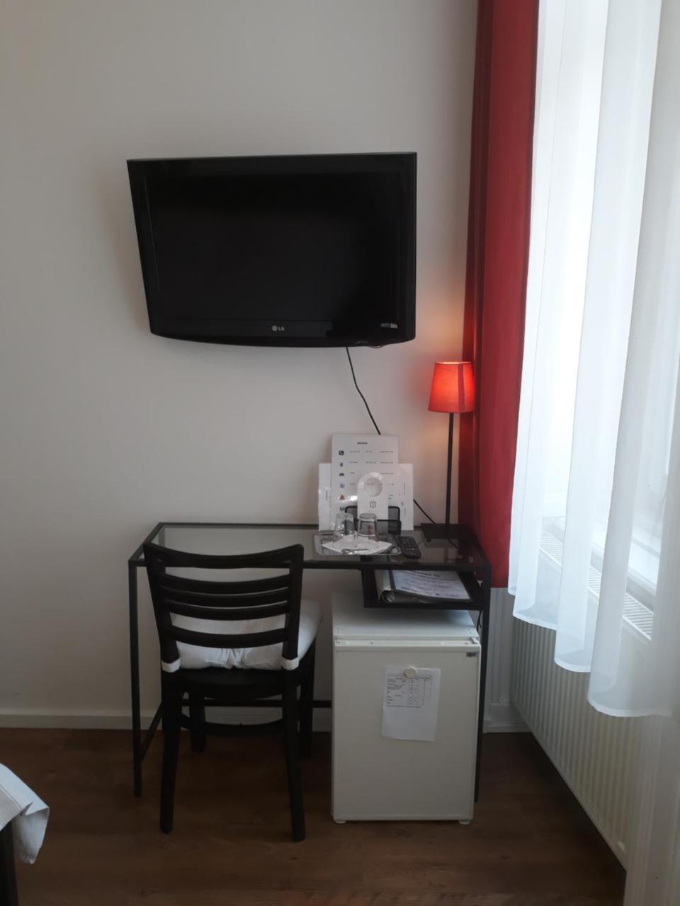 Standard Double Room,724203106:JPEG