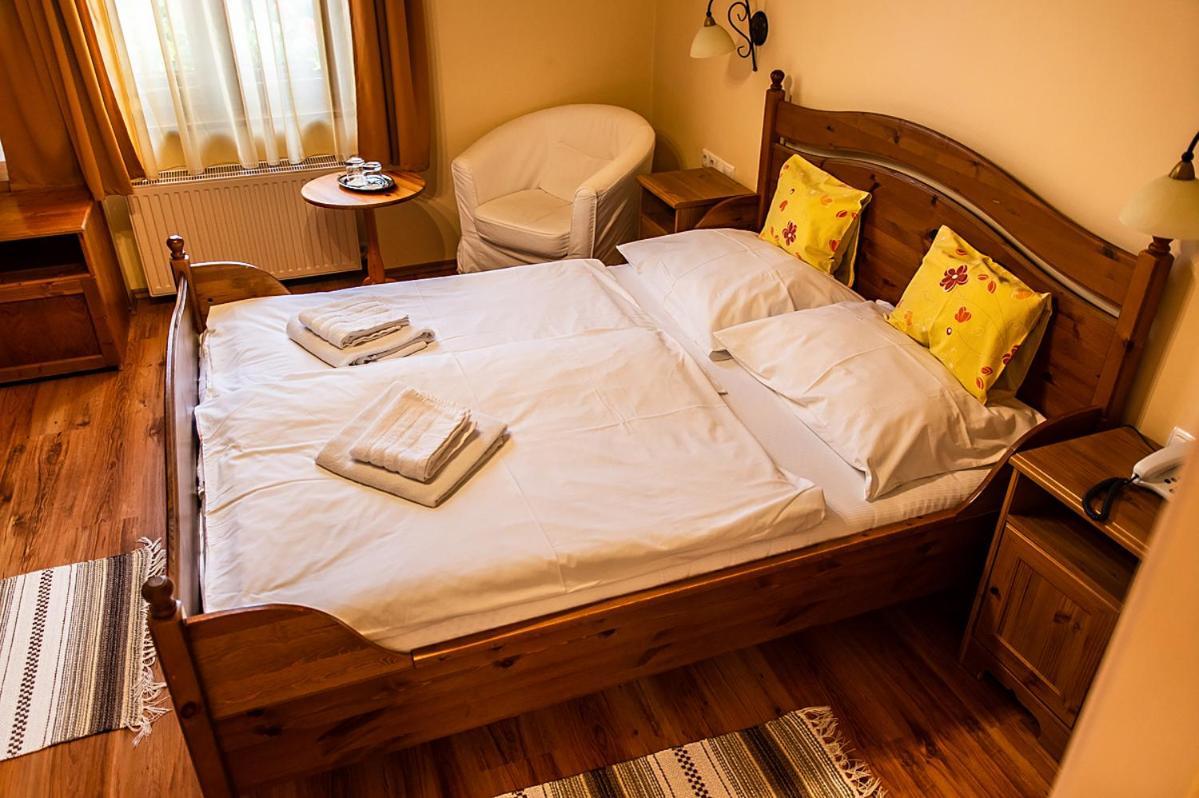 Deluxe Zimmer mit Kingsize-Bett