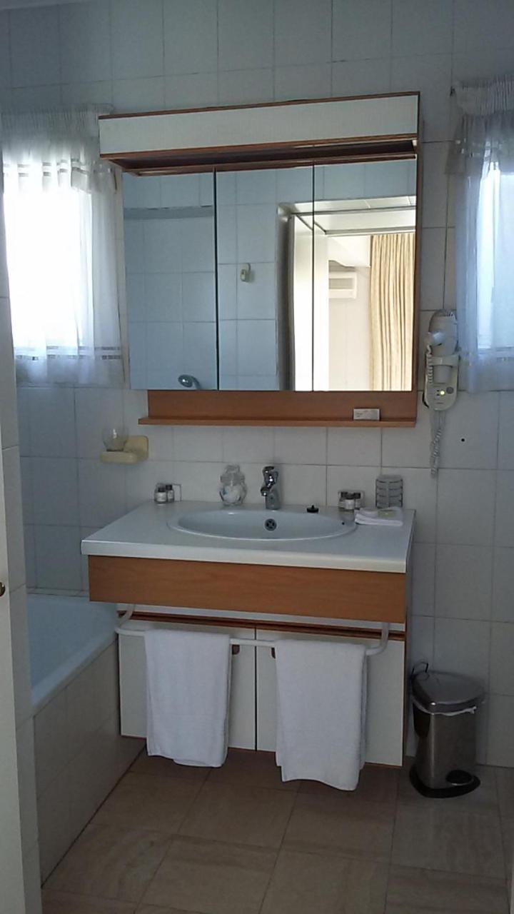 One-Bedroom Suite,742109401:JPEG