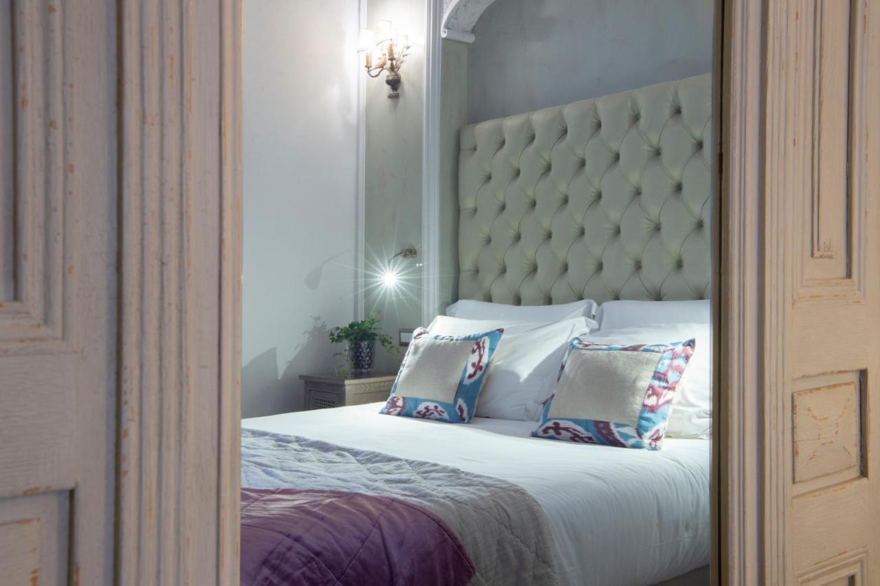 Deluxe Room,22142361:JPEG