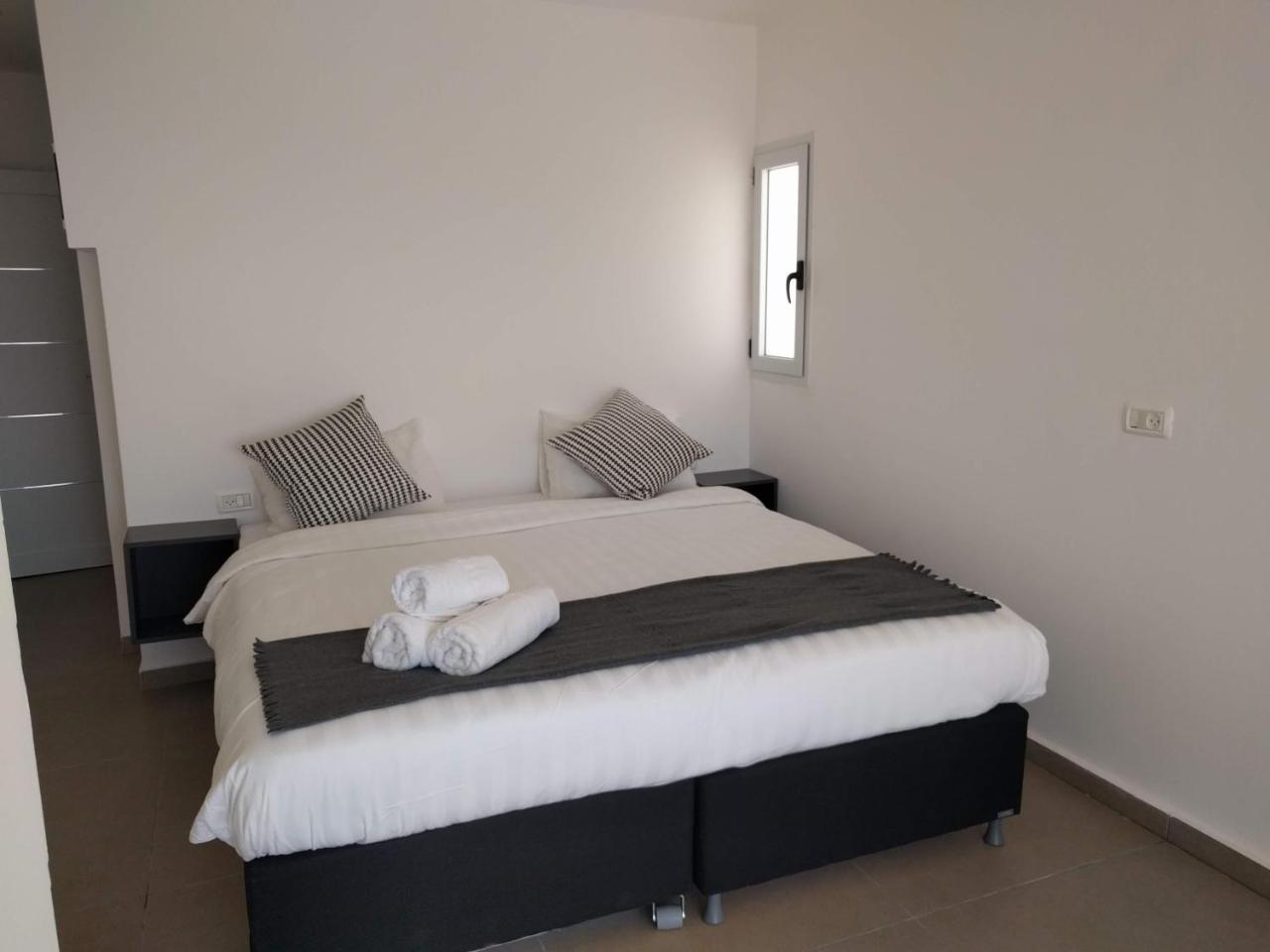 Double Room with Mountain View,747466238:JPEG