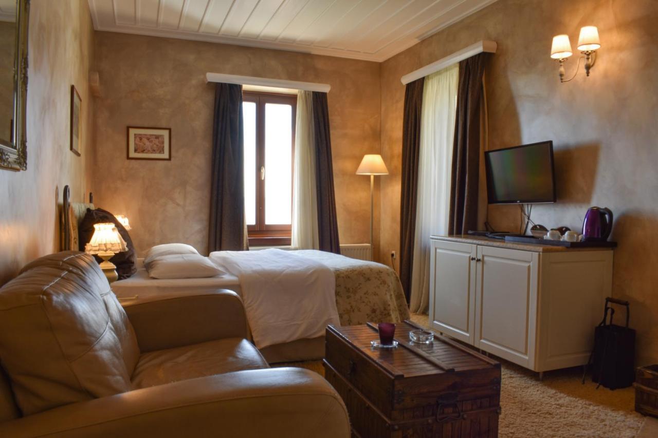 Superior Double Room with Fireplace & Mountain View