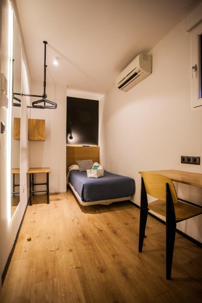 Small Economy Single Room with Private Bathroom