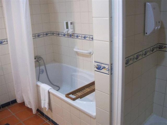 Suite Interior