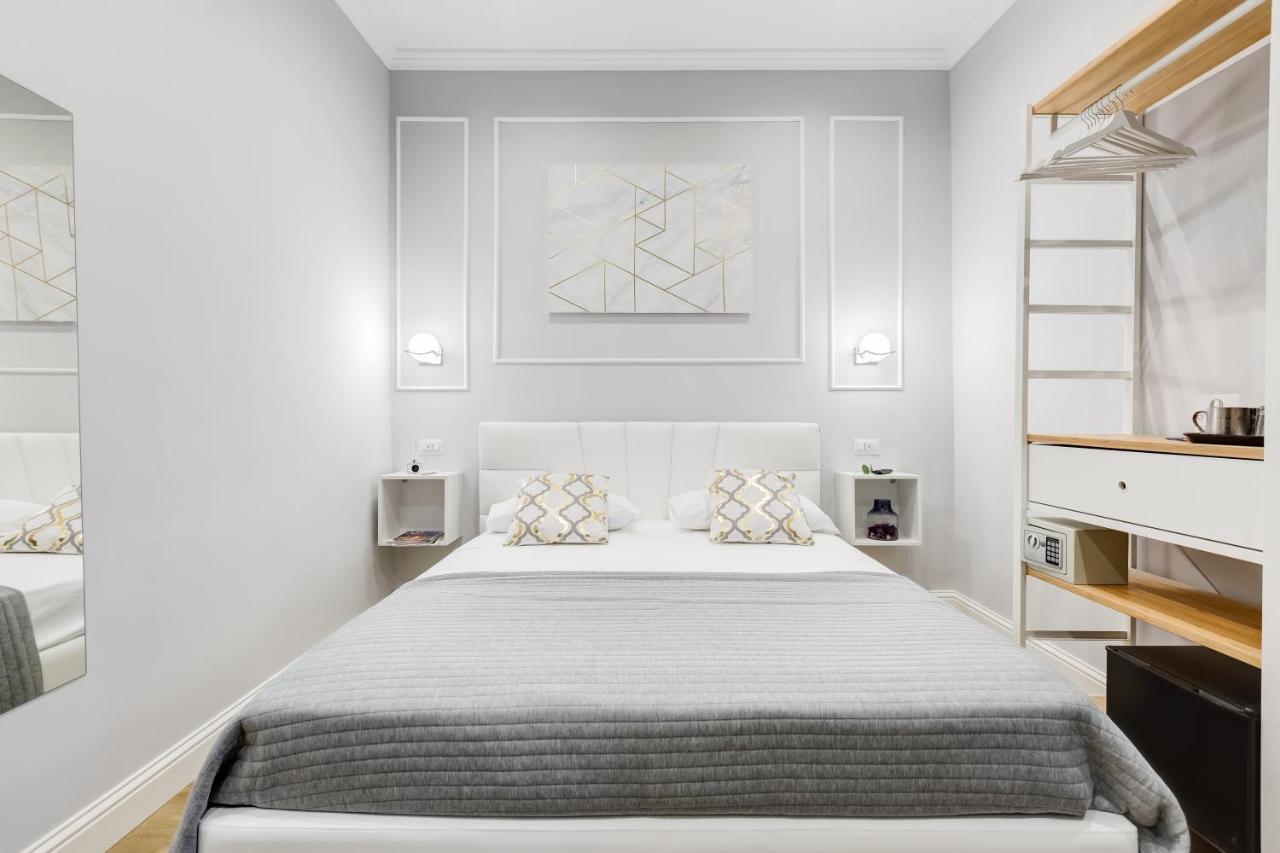 Standard Double Suite