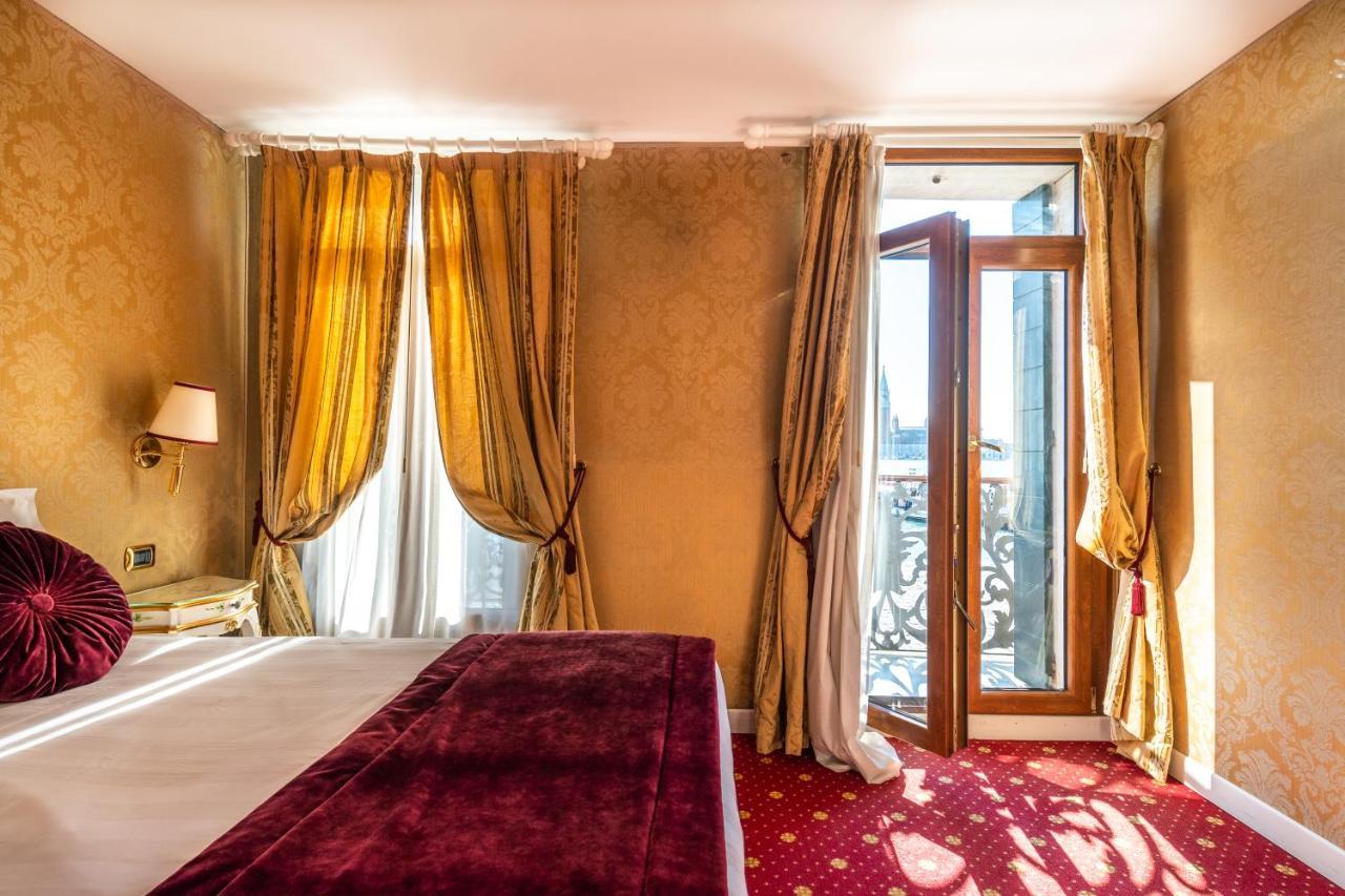 Superior Doppelzimmer mit Kanalblick