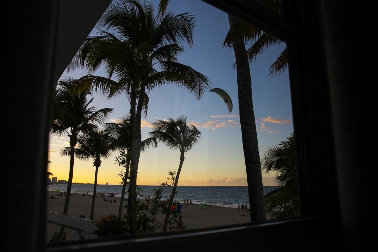 King or Queen Room with Ocean View,762409927:JPEG