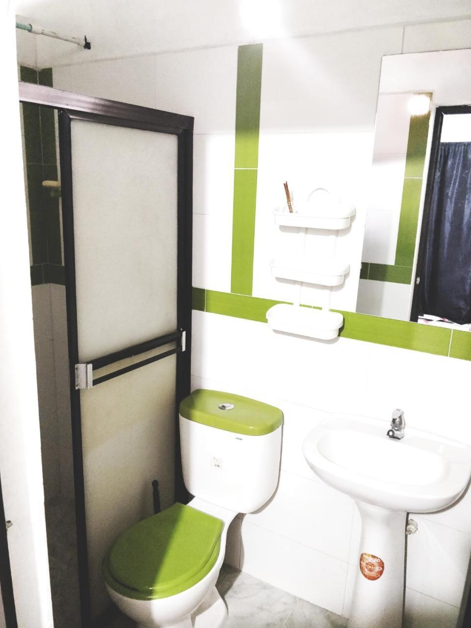 Quarto Triplo com Casa de Banho Privativa