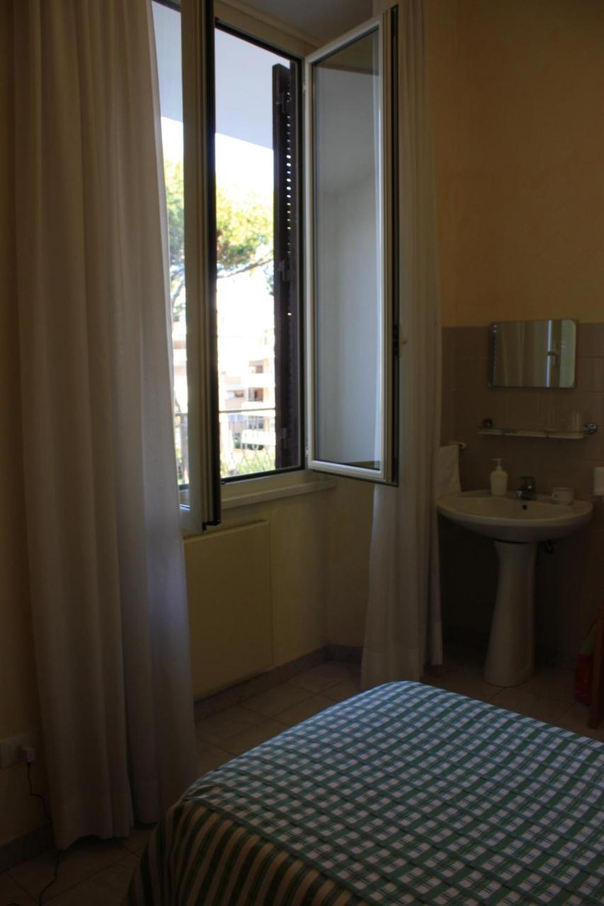 Single Room,768822763:JPEG