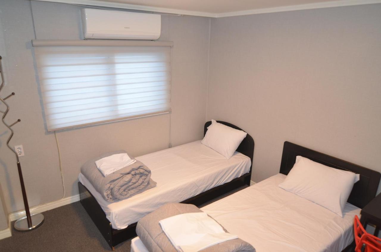 Twin Room with Private Bathroom