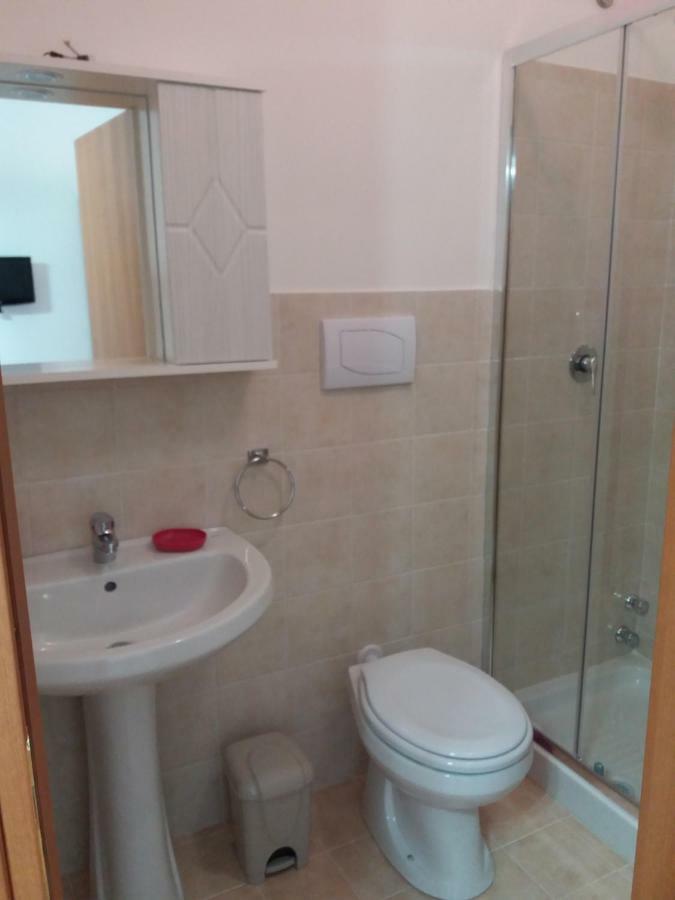 Camera Matrimoniale con Bagno Privato