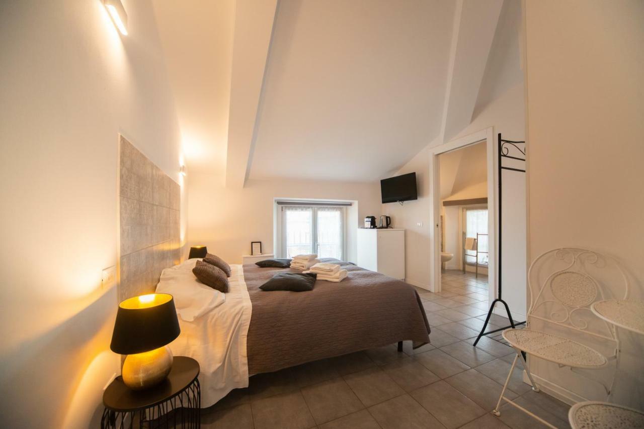 Standard Double Room,788969250:JPEG