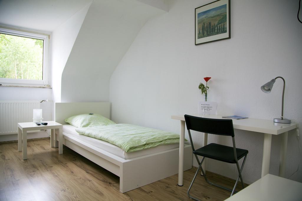 Single Room,56648005:JPEG